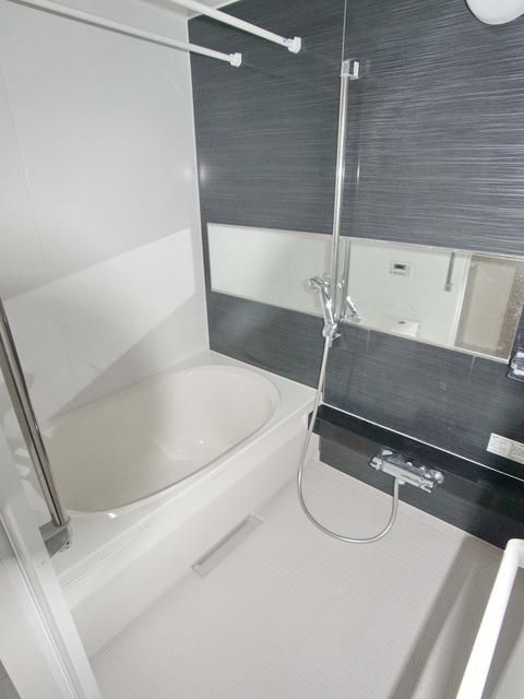 バス・シャワールーム　☆ゆったりバスタイム☆