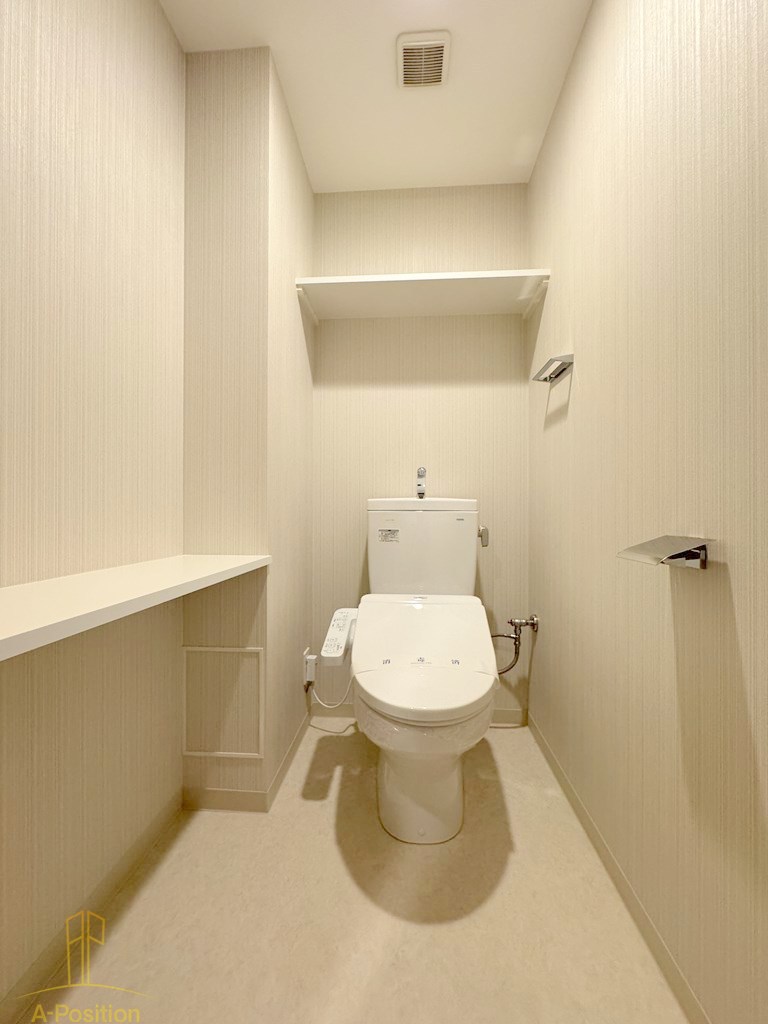 トイレ　エステムコート難波VIエント