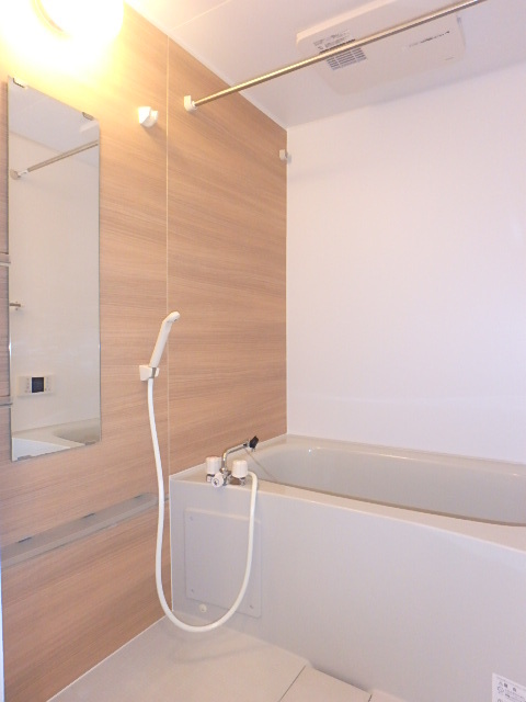 バス・シャワールーム　追焚＆浴室乾燥機能付き☆