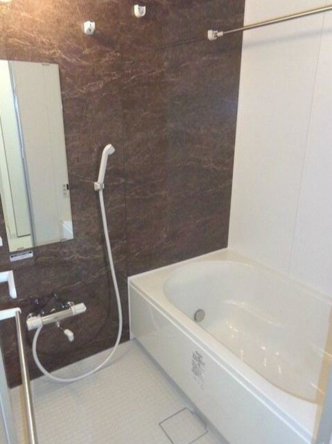 バス・シャワールーム　バスルーム