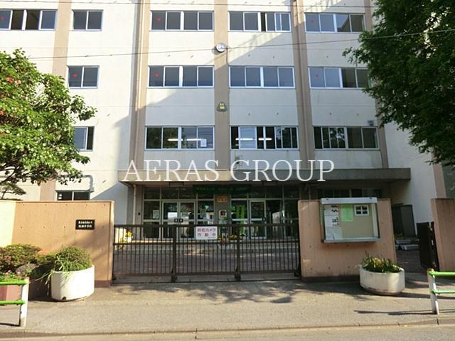 中学校　葛飾区立綾瀬中学校（中学校）まで575m