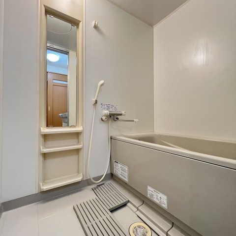 バス・シャワールーム　同仕様タイプです