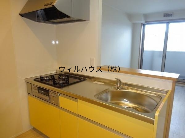 キッチン　同施工会社イメージ！