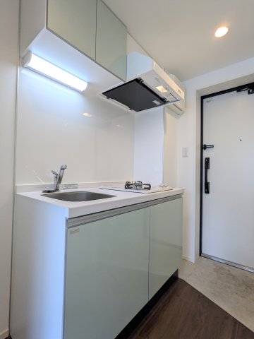 キッチン　コンパクトなキッチンで掃除もラクラク