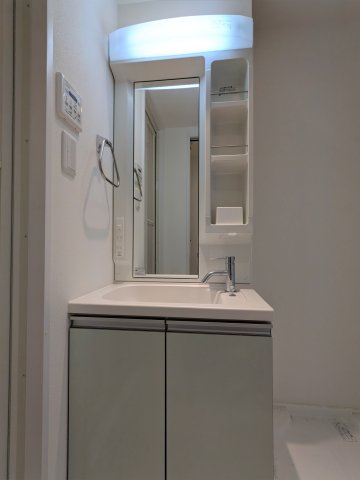 洗面設備　忙しい朝には欠かせない洗面所です