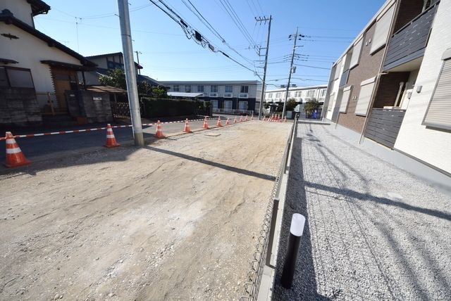 駐車場　建設中