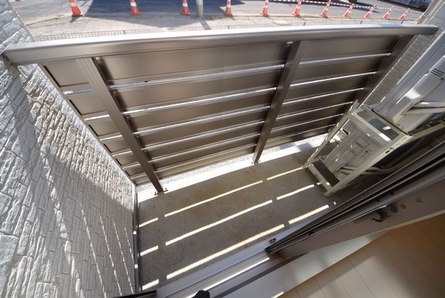 バルコニー　広々バルコニー