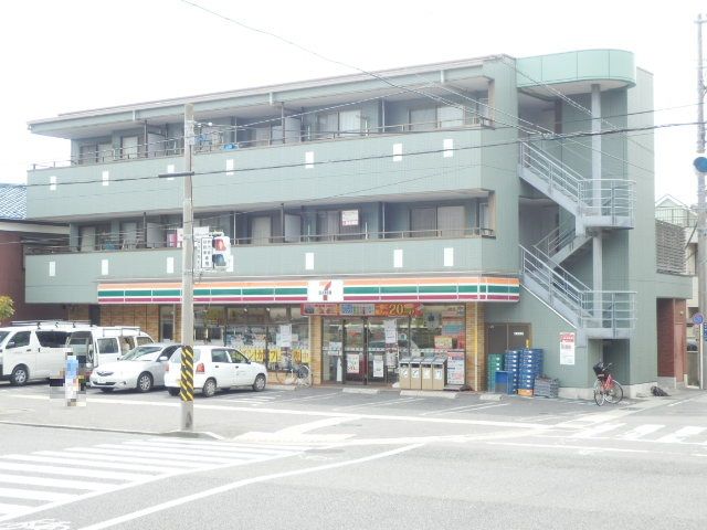 コンビニ　セブンイレブン平塚虹ケ浜店（コンビニ）まで936m