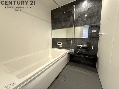 バス・シャワールーム　浴室乾燥機付き