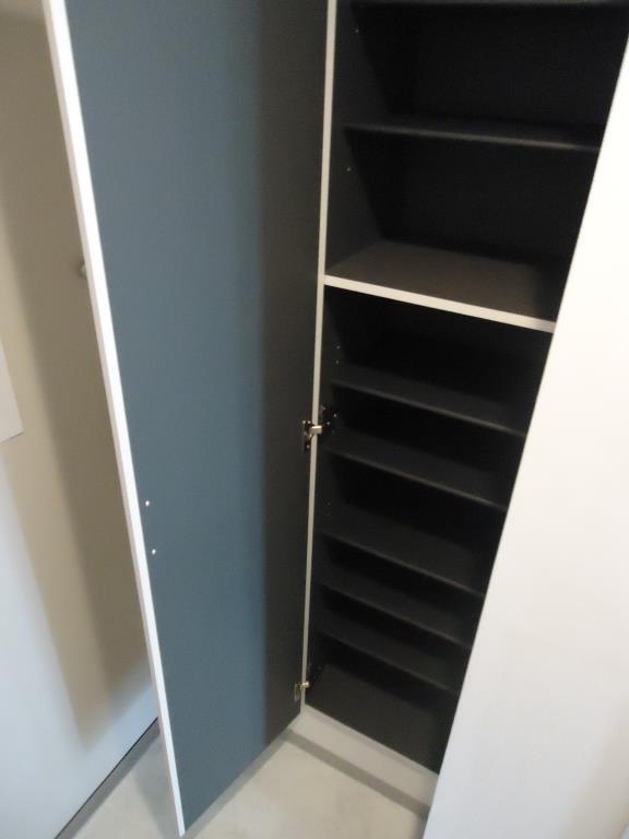 玄関　※別部屋参考写真