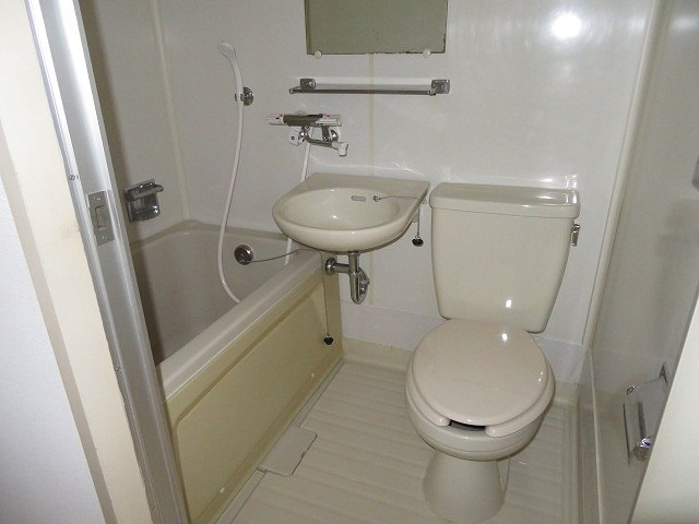 バス・シャワールーム　シャワールーム