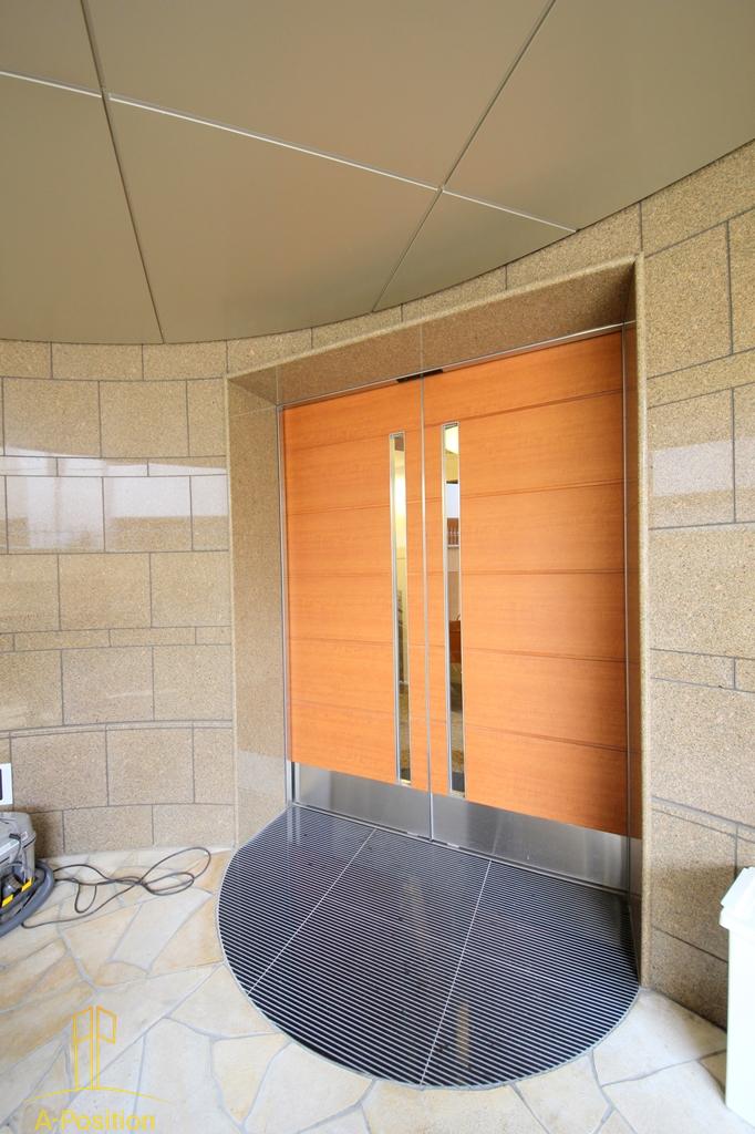 エントランス　コンソラーレ土佐堀