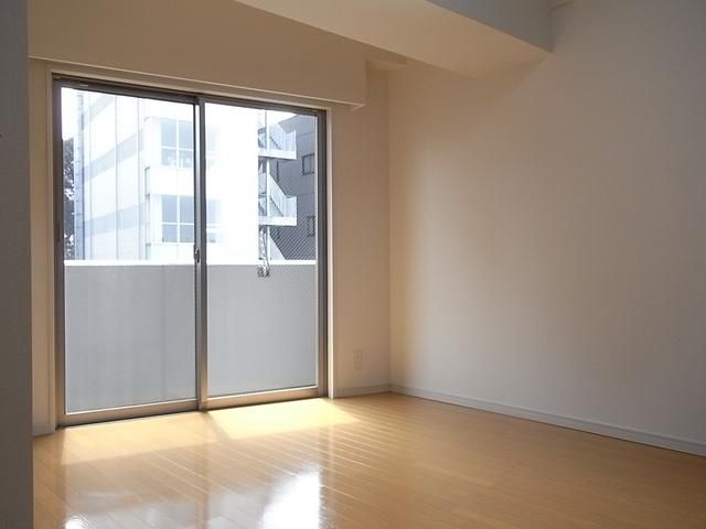 その他部屋・スペース　ゆったり９．６帖