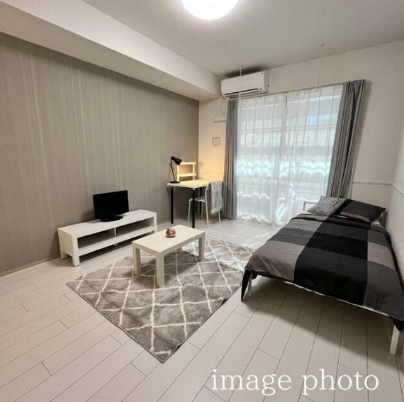 居室・リビング　家具家電付きのお部屋です※写真はイメージ写真になります