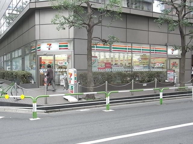 コンビニ　セブンイレブン（コンビニ）まで88m