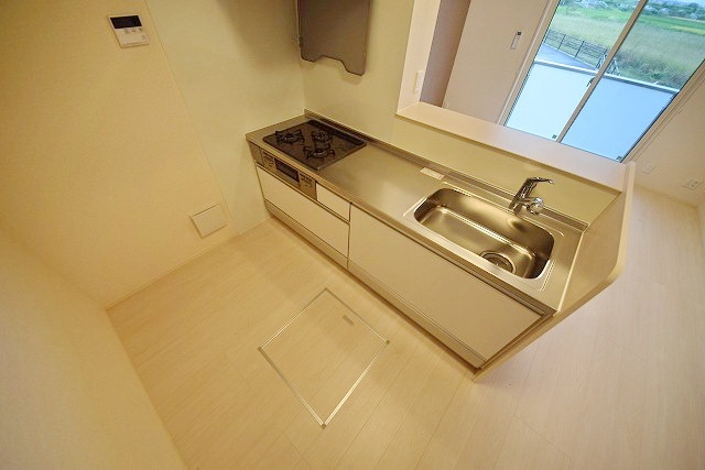 キッチン　※別棟同間取りの写真参照