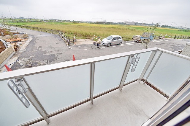 バルコニー　※別棟同間取りの写真参照