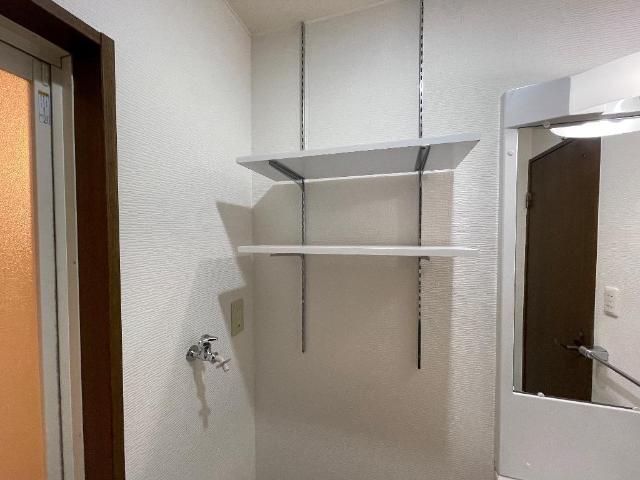 収納　洗濯機上部収納