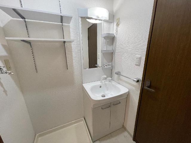 洗面設備　洗髪洗面化粧台