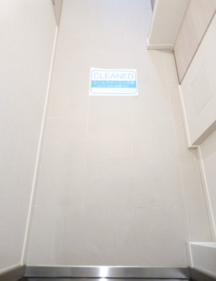 玄関　別部屋参考写真です