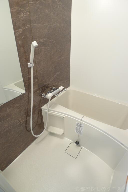 バス・シャワールーム　（写真は同タイプ）