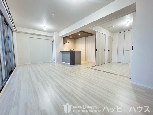 居室・リビング　建設中の部屋の為、類似物件です。現状を優先とさせて頂きます。