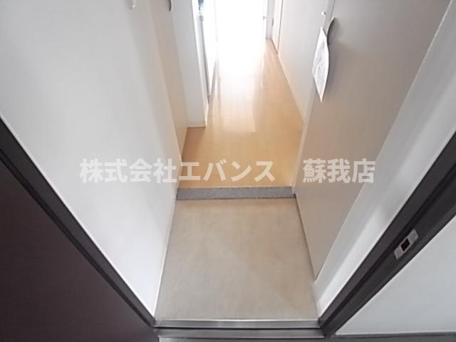 玄関　収納もある玄関です