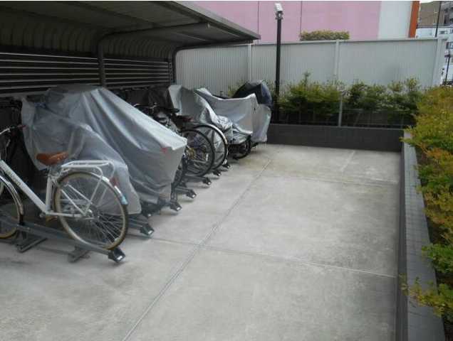 洗面設備　駐車場は一世帯一台