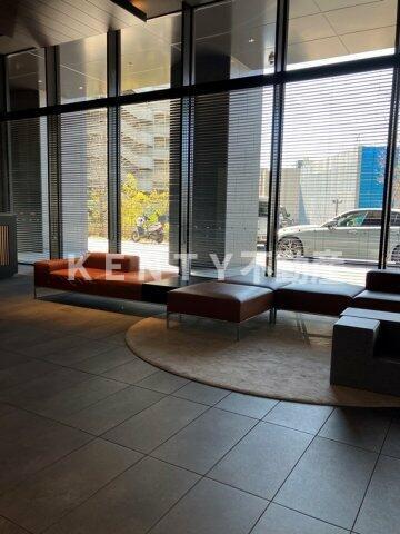 ロビー　ゆとりのあるロビーです