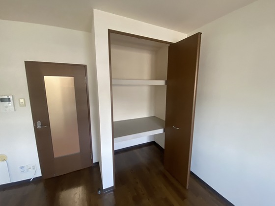 収納　※別部屋の写真です