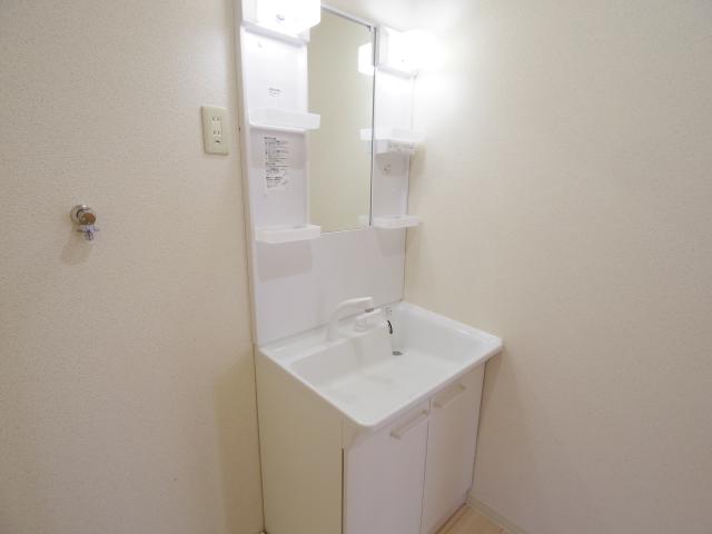 洗面設備　同型モデル