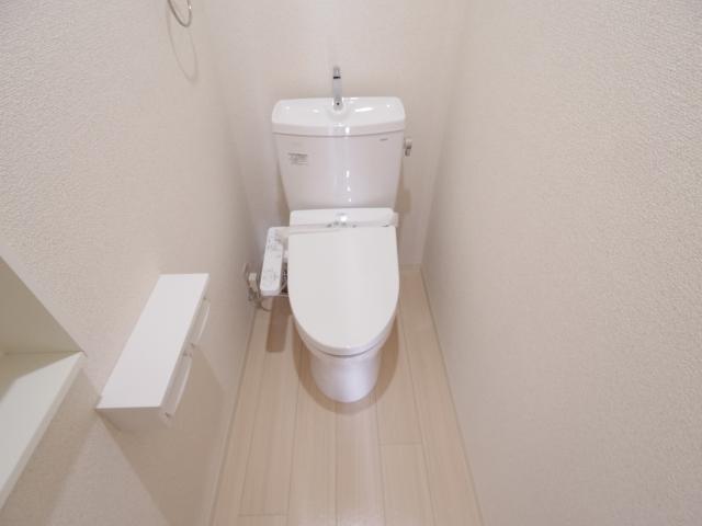 トイレ　同型モデル