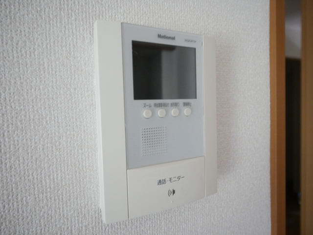 セキュリティ　★モニター付きのインターホンで防犯面も安心ですね★