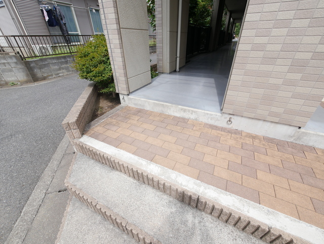 エントランス　★エントランスのお写真です★