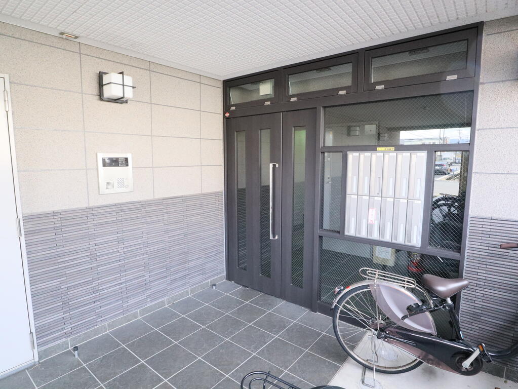 エントランス　エントランス