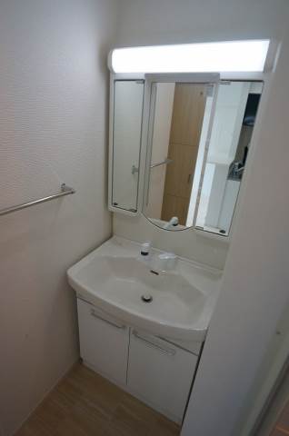 洗面設備　同型タイプ