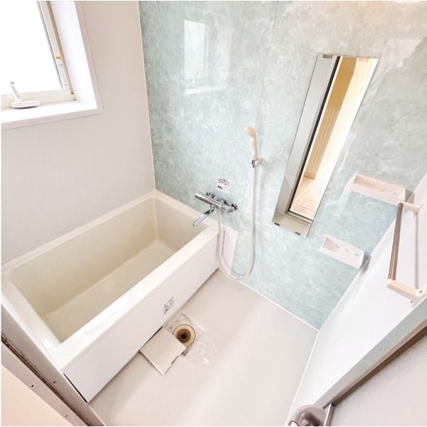 バス・シャワールーム　バス