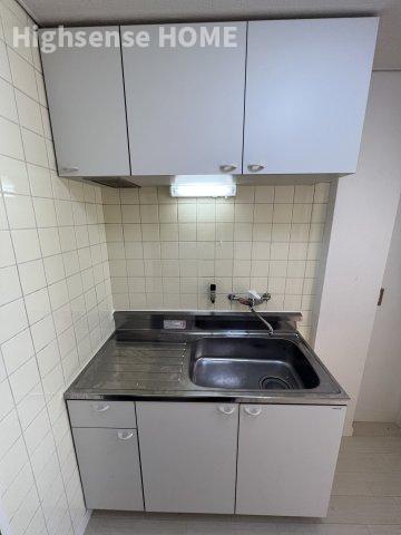 キッチン　コンパクトなキッチンで掃除もラクラク