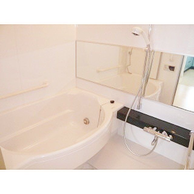 バス・シャワールーム　★お問い合わせはタウンハウジング聖蹟桜ヶ丘店まで★