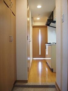 玄関　別の部屋の参考画像です。