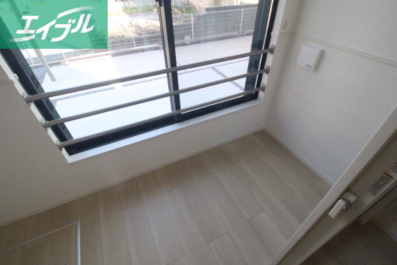 バルコニー　インナーバルコニー