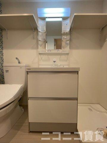 洗面設備　別号室イメージの為、現状を優先致します。