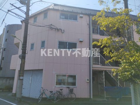 建物外観　落ち着いた雰囲気の外観です