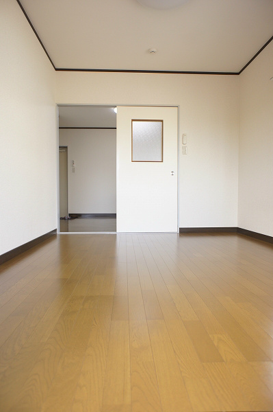 その他部屋・スペース　最上階角部屋です。大きな出窓付きです。