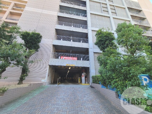駐車場　敷地内駐車場