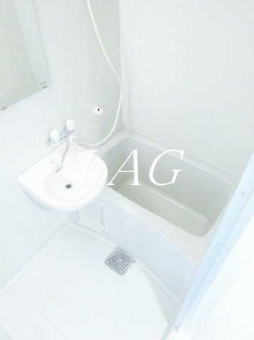 バス・シャワールーム　お風呂です。