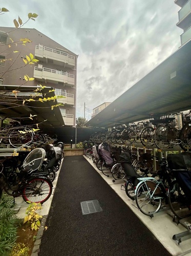 その他共有部分　駐輪場　※２０２５年１２月の写真