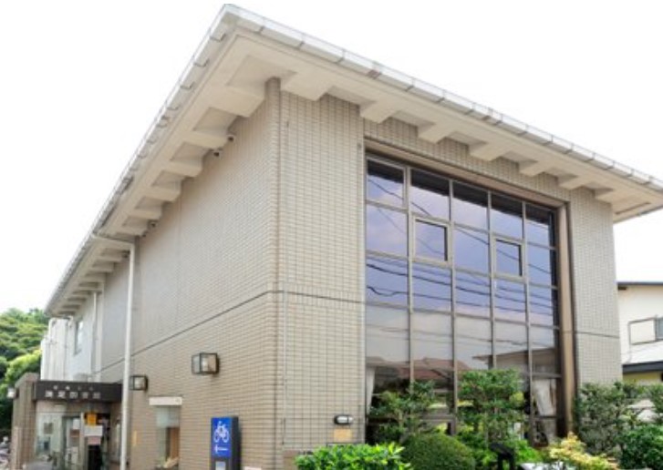 図書館　目黒区立洗足図書館（図書館）まで1215m