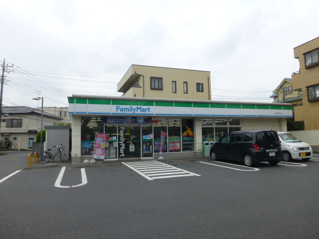 コンビニ　ファミリーマート 千代田四丁目店（コンビニ）まで149m