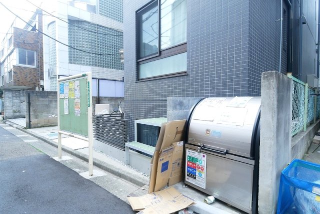 建物外観　外観は落ち着いています